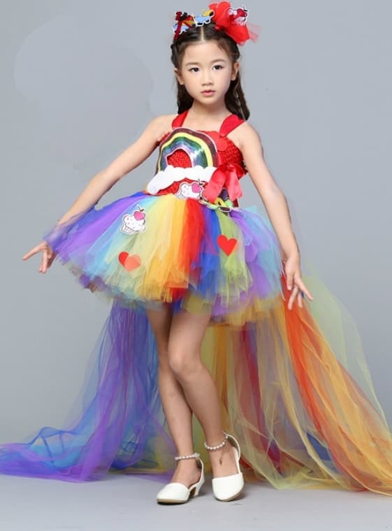 Элегантное пышное детское платье из фатина и атласа. Dress